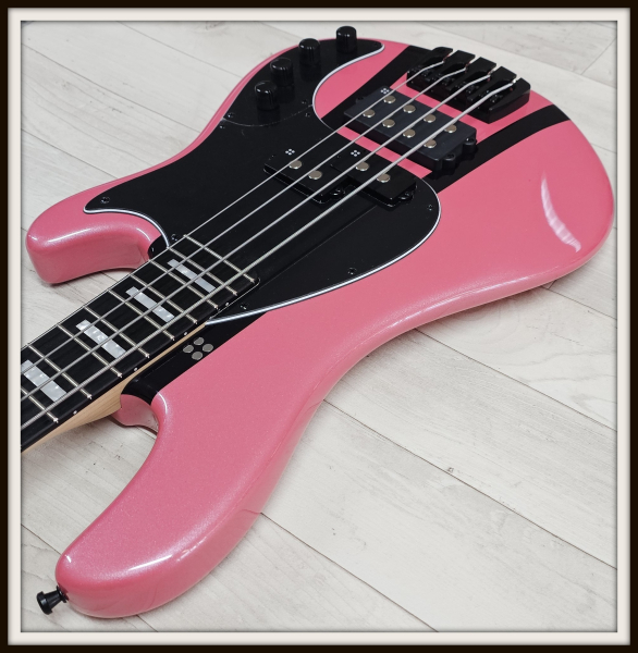 Preview: Sandberg California II VM4, Custom Color Pink Metallic Highgloss+Black Stripes
